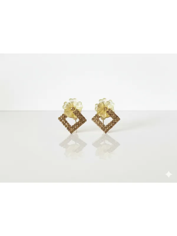 CRUSSTIQUE_GOLD�_Floral_Stud_Earrings_with_Square_Shape_Crystal_Drop,_Gold_and_Yellow,_Dangle_Style