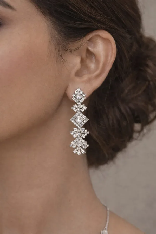Crusstique_Gold_Elegant_Diamond-Cut_Geometric_Choker_Necklace_&_Dangler_Earrings_Set