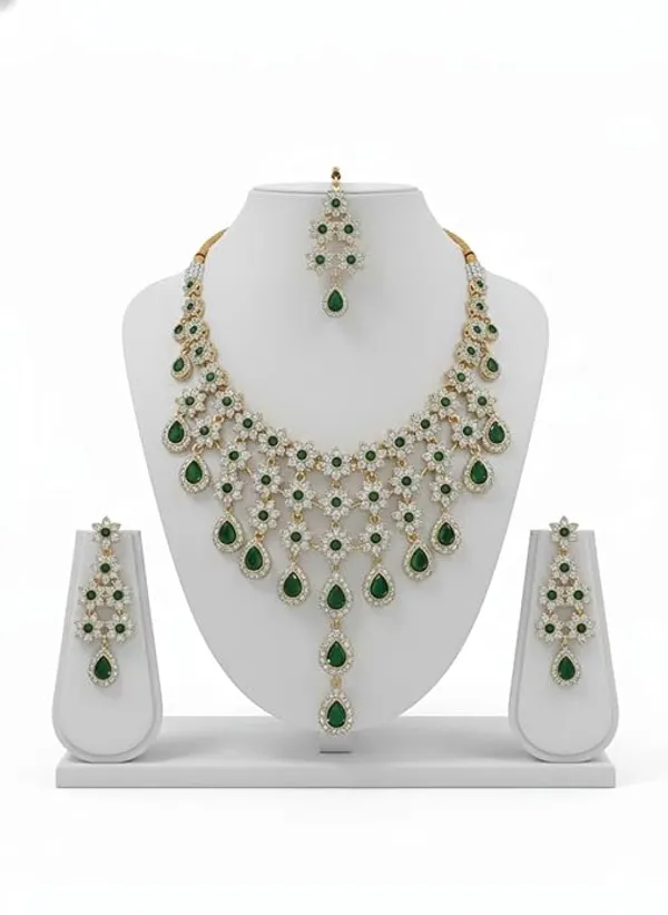 CRUSSTIQUE_GOLD�_Indian_Bridal_Necklace_Set_with_Earrings_and_Maang_Tikka,_Gold_Plated,_Traditional_Wedding_Jewellery_(Green)