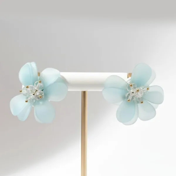 Blue_Crystal_Flower_Stud_Earrings_For_Women_Light_Petals_Gold-Toned_Accents_Elegant_Floral_Jewelry_Lightweight_Comfortable_Gift_For_Her_Party_And_Office