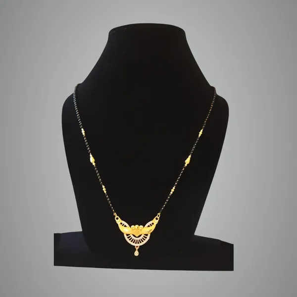 Silver_Traditional_Gold-Plated_Mangalsutra_Necklace_With_Floral_Pendant_Design_&_Crystal_Drop_Accent_|_Ethnic_Jewellery_For_Women_And_Wedding_Functions