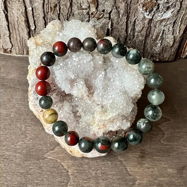 Multicolour_Natural_Bloodstone_Beaded_Bracelet,_And_Brown_Semi-Precious_Stones_For_Men_And_Women_Multi_Crystal_Bracelet_[with_authentic_lab-certificate]