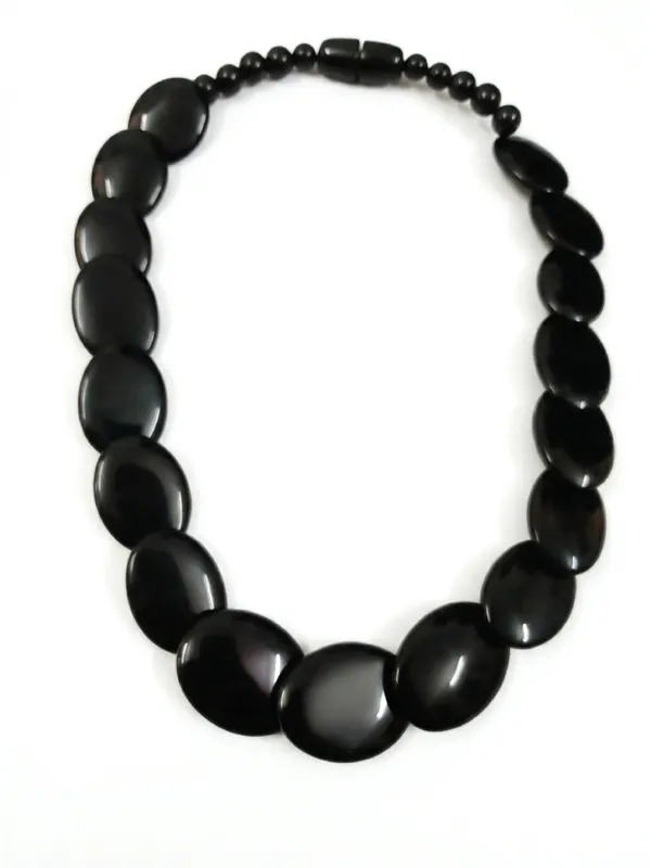 CRUSSTIQUE_GOLD_Timeless_Jet_Black_Oval_Bead_Statement_Necklace_for_Women