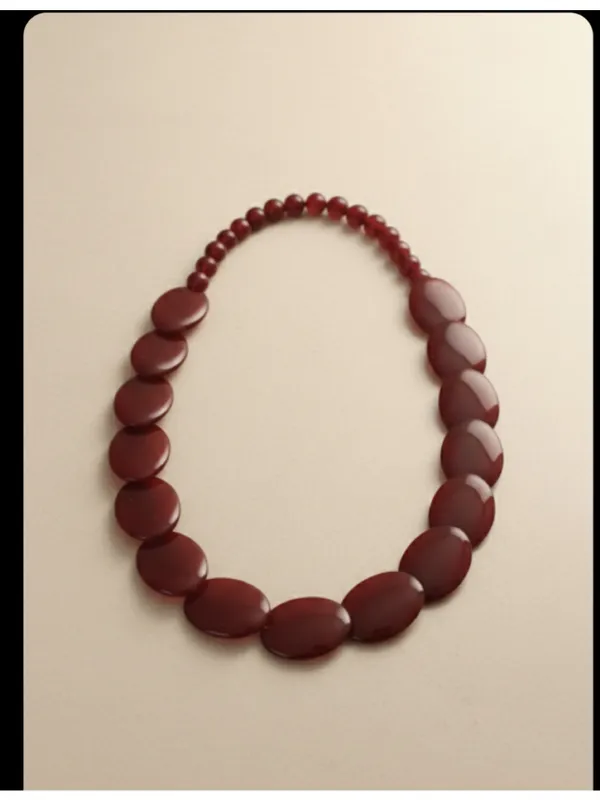 CRUSSTIQUE_GOLD_Rich_Burgundy_Garnet-Style_Graduated_Statement_Necklace