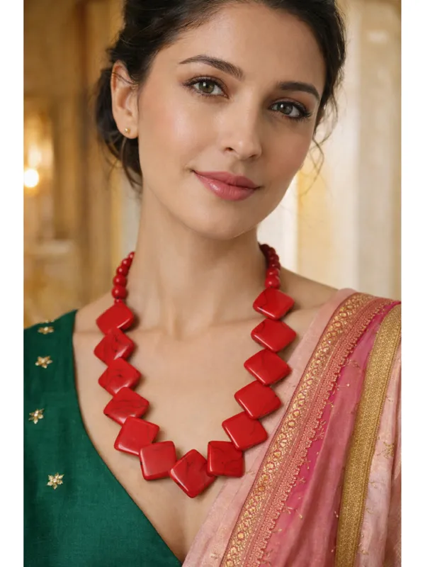 CRUSSTIQUE_GOLD_Crimson_Scarlet_Geometric_Square_Bead_Statement_Necklace