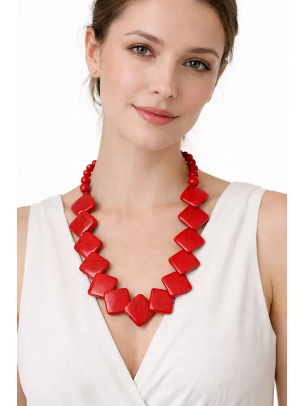CRUSSTIQUE_GOLD_Crimson_Scarlet_Geometric_Square_Bead_Statement_Necklace