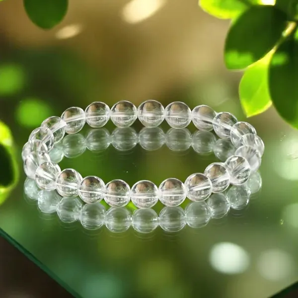 Multicolour_Natural_Crystal_Sphatik_Beaded_Bracelet,_Clear_Quartz_Gemstone_Jewellery_For_Men_And_Women,_Healing_Energy_And_Spiritual_Balance_Wristband