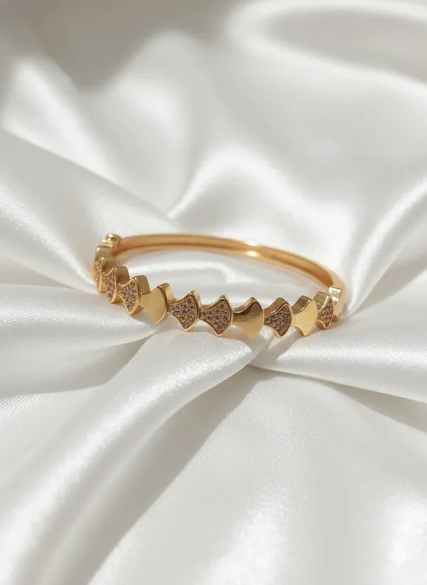 Style_5_Gold-Plated_Bangle
