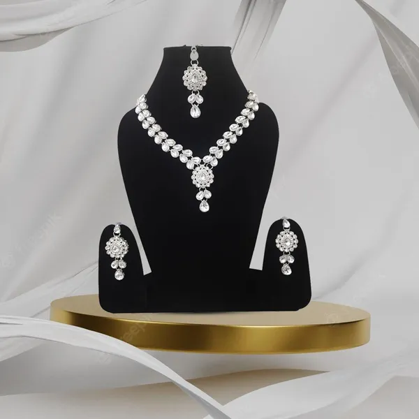 Crystal_Teardrop_Necklace_Set_With_Earrings_For_Women,_Silver-Plated_Jewellery_Set_In_White_|_Elegant_Bridal_Wedding_Necklace_And_Earring_Set
