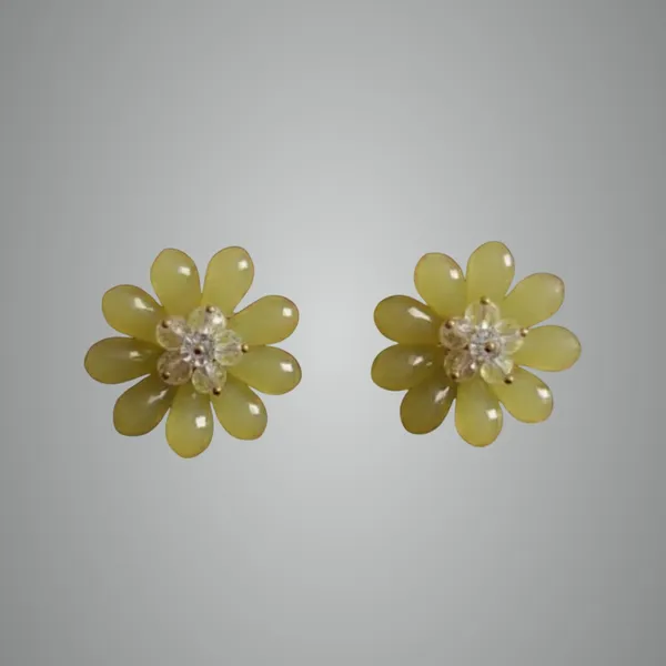 Yellow_Jade_Flower_Earrings_For_Women_|_Daisy_Stud_Earrings_With_Crystal_Center_|_Elegant_Floral_Jewelry_|_Lightweight_Comfortable_Gift