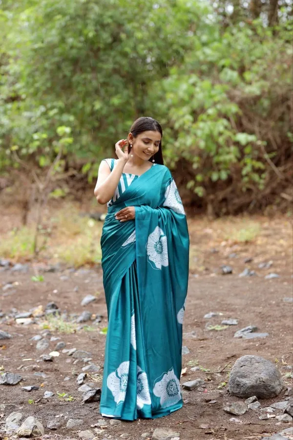 Elegant_Teal_Blue_Floral_Digital_Print_Saree_|_Premium_Soft_Digital_Printed_Saree_|_NavinyaVastra