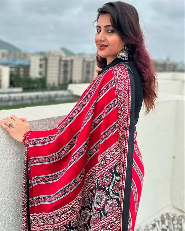 Traditional_Red_and_Black_Printed_Ajrakh_Saree_with_Intricate_Border