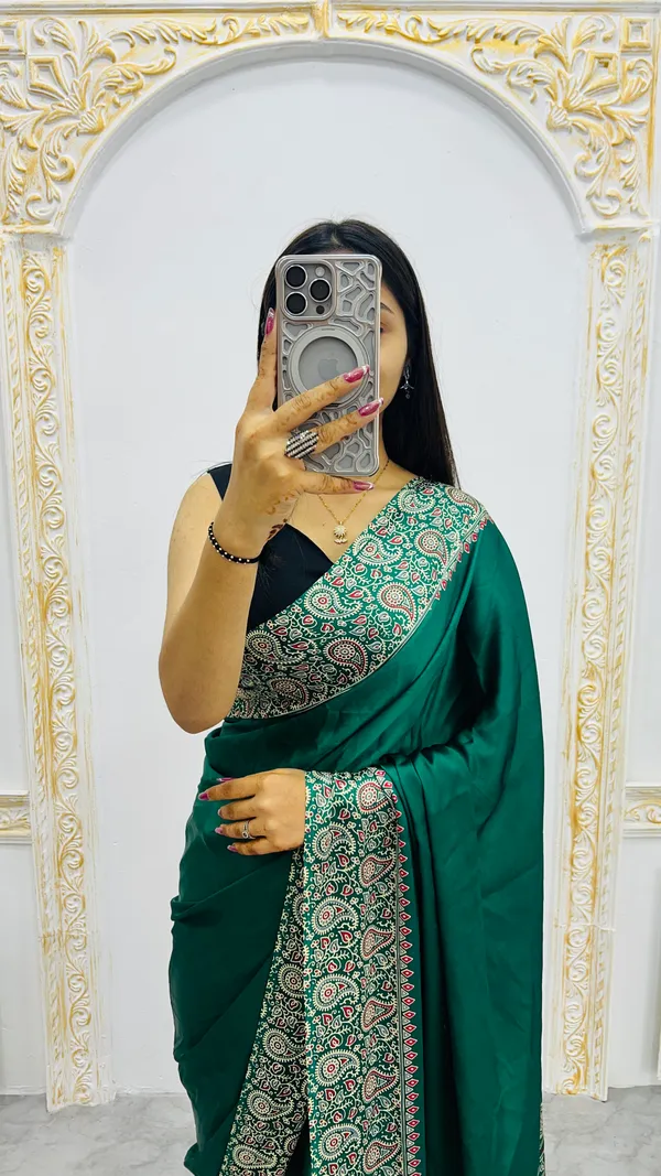Ajrakh_Printed_Modal_Silk_Plain_Saree_With_Ajrakh_Blouse