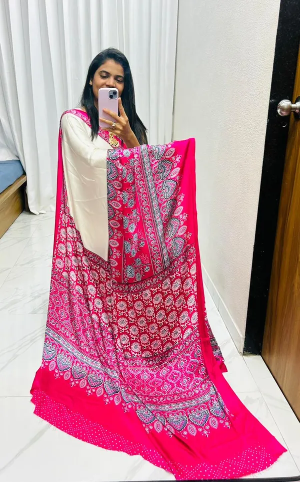 Pink_Pure_Gajji_Soft_Silk_Ajrakh_Saree_for_Women_|_Traditional_Ajrakh_Designer_Saree_Online