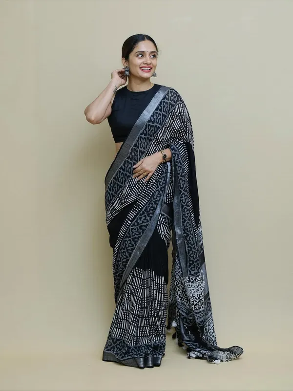 New_Pure_Western_Look_Silver_Patta_Linen_Saree_|_Premium_Soft_Linen_Saree_for_Women