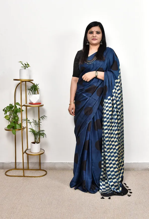 Navy_Blue_Checkered_Modal_Silk_Saree_for_Women