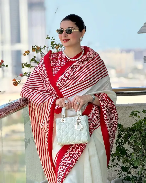 Semi_Gajji_Silk_Soft_and_Smooth_Saree