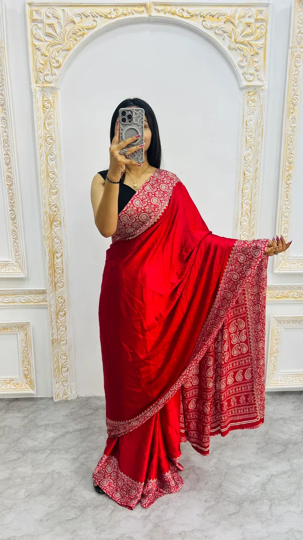 Ajrakh_Printed_Modal_Silk_Plain_Saree_With_Ajrakh_Blouse