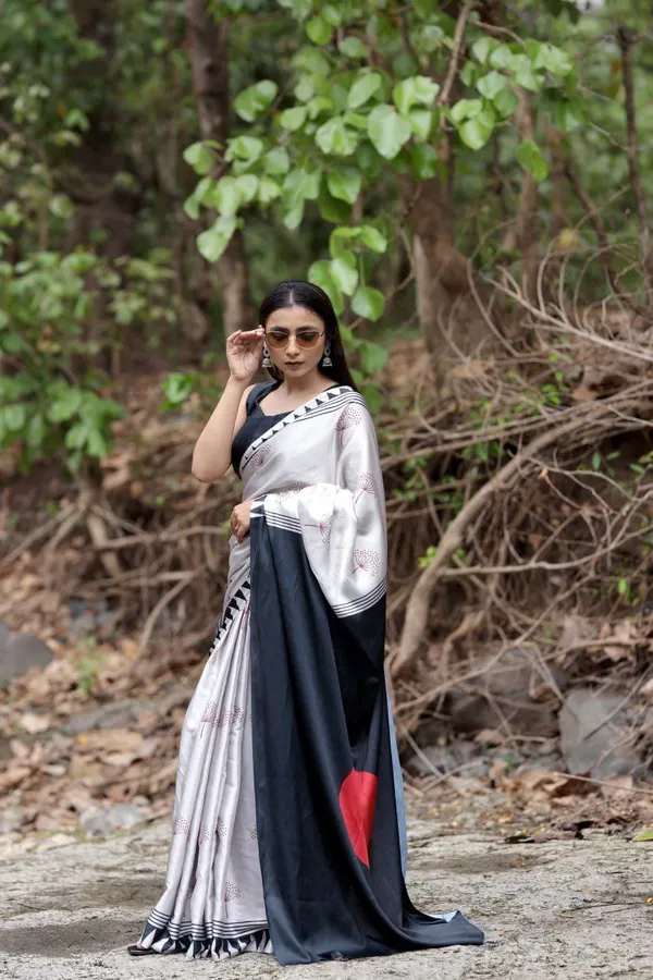 Premium_Digital_Printed_Saree_with_Minimal_Contemporary_Design