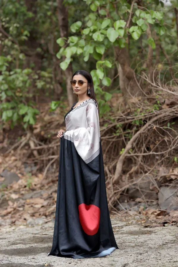 Premium_Digital_Printed_Saree_with_Minimal_Contemporary_Design