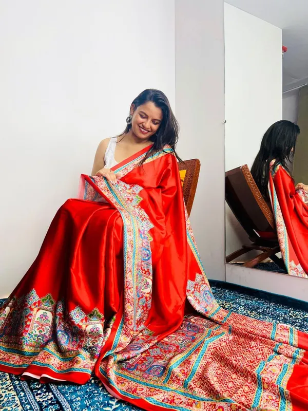 Royal_Red_Digital_Print_Saree_with_Heavy_Designer_Pallu_|_Wedding_&_Festive_Wear_Saree