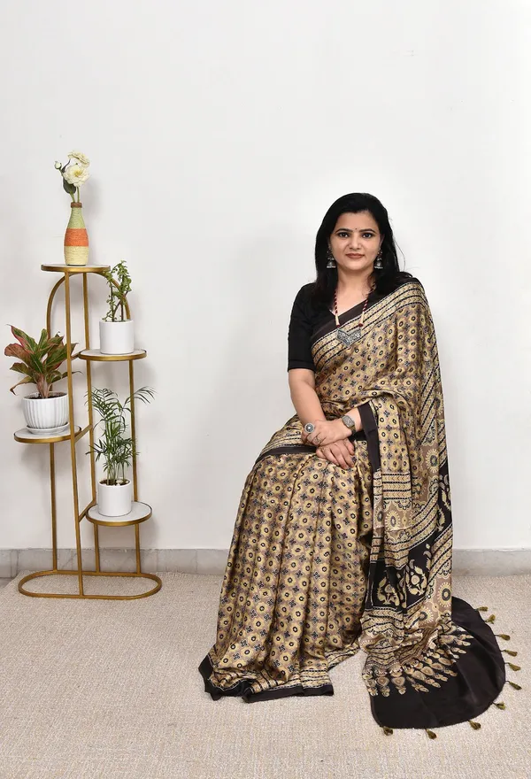 New_Artistic_Ajrakh_Handblock_Modal_Silk_Saree_with_Blouse_Piece_for_Women
