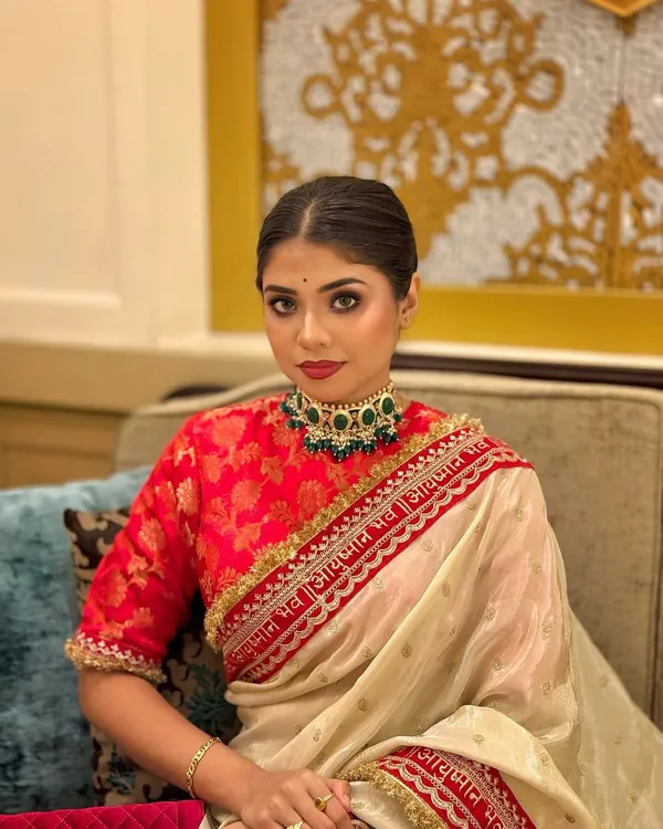Premium_Ajrakh_Model_Silk_Saree_For_Women_New_Ajrakh_Saree
Women