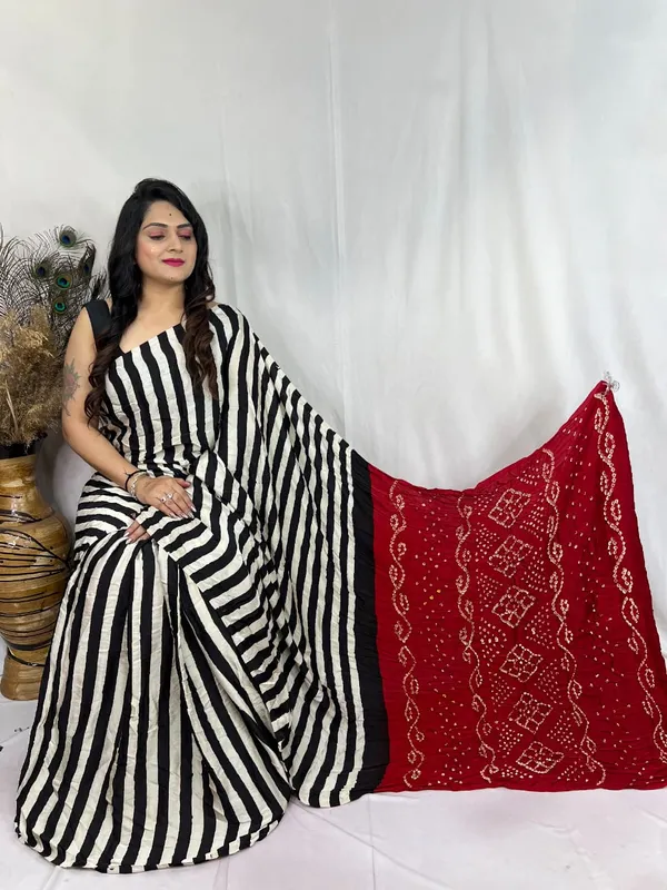Black_&_White_Stripe_Ajrakh_Modal_Silk_Saree_with_Bandhani_Pallu