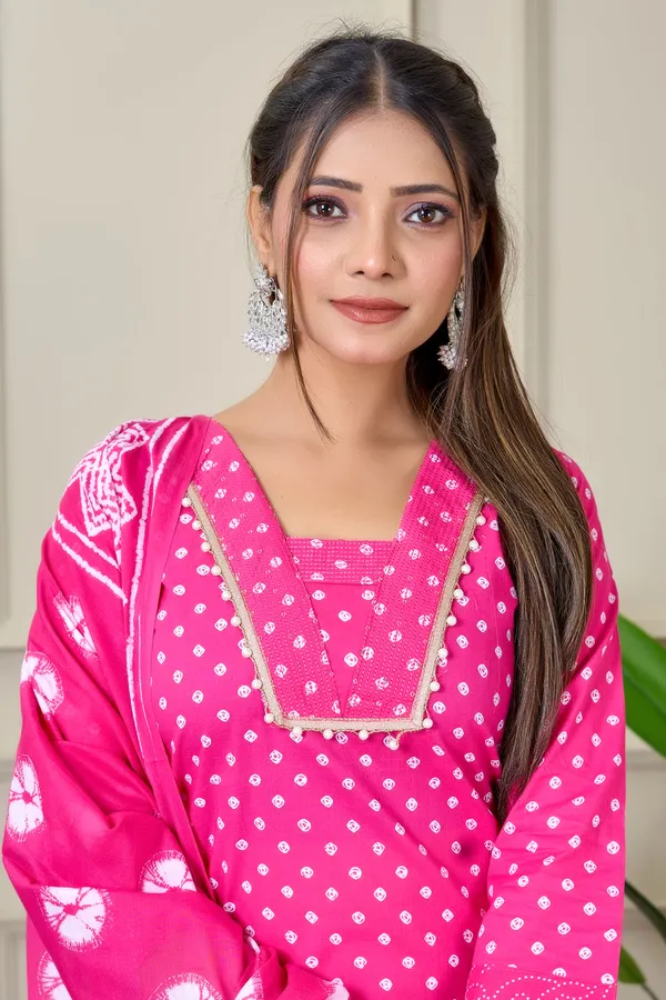 Maha_Rani_Cotton_Kurti_With_Pant_And_Dupatta_For_Women
