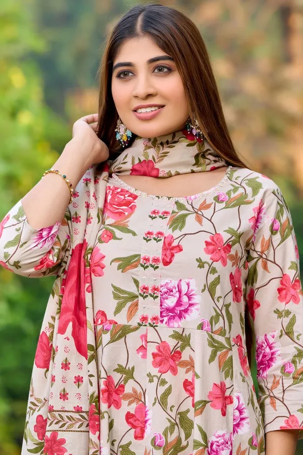 Cream_Rich_Flower_Print_Anarkali_Kurta_Set_With_Dupatta_For_Women