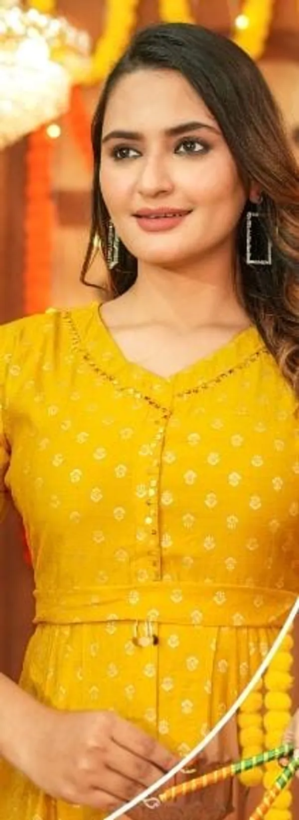 Gold_Print_Attractive_Yellow_Vertican_Span_Print_Ghera_Kurti_For_Women