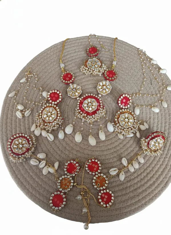 Red_&_White_Yellow_Bridal_Ivory_Kundan_Jewellery_Set_For_Women