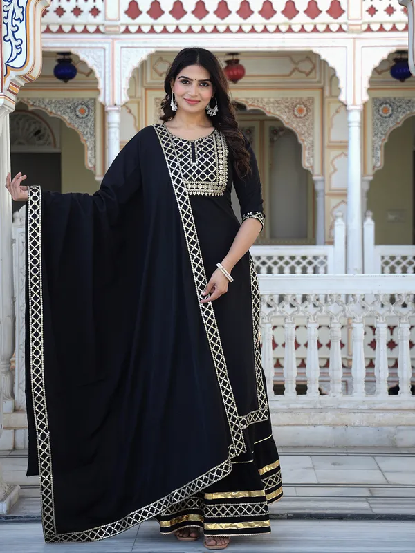 Black_Embroidered_Regular_Sequinned_Kurta_With_Skirt_&_With_Dupatta_For_Women