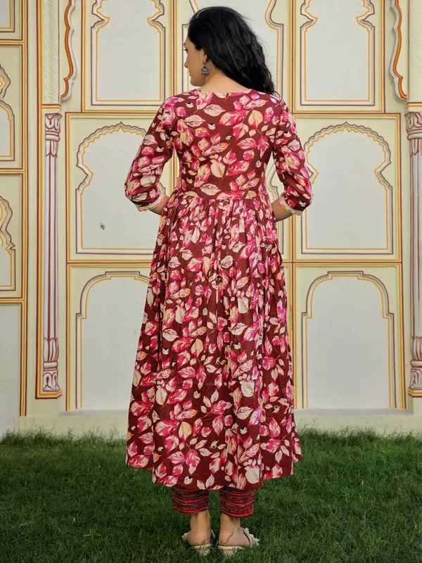 Pink_Floral_Printed_Empire_Kantha_Work_Pure_Cotton_Kurta_With_Trousers_&_Dupatta_For_Women