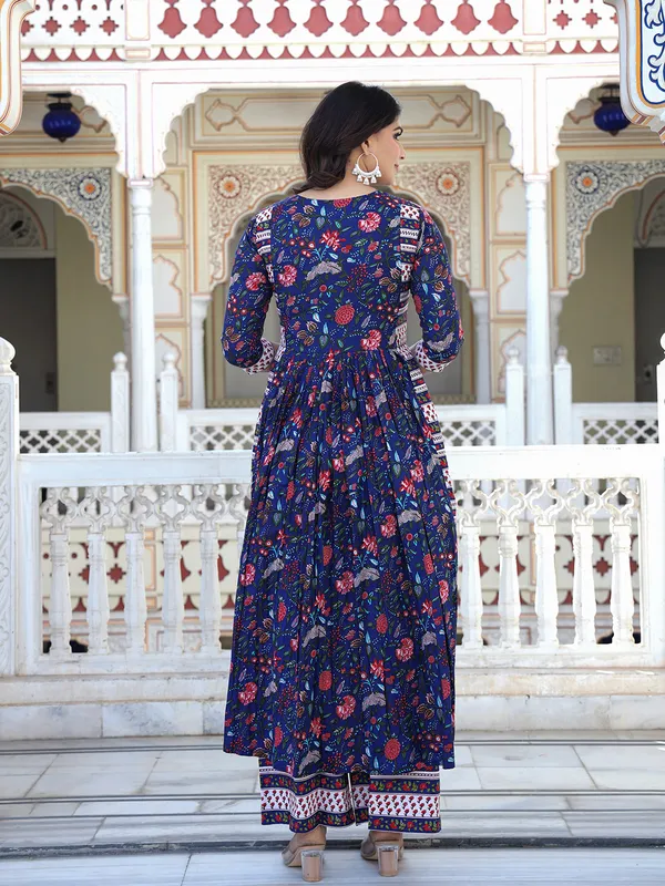 Navy_Blue_Floral_Printed_Regular_Phulkari_Pure_Cotton_Kurta_With_Palazzos_&_With_Dupatta_For_Women