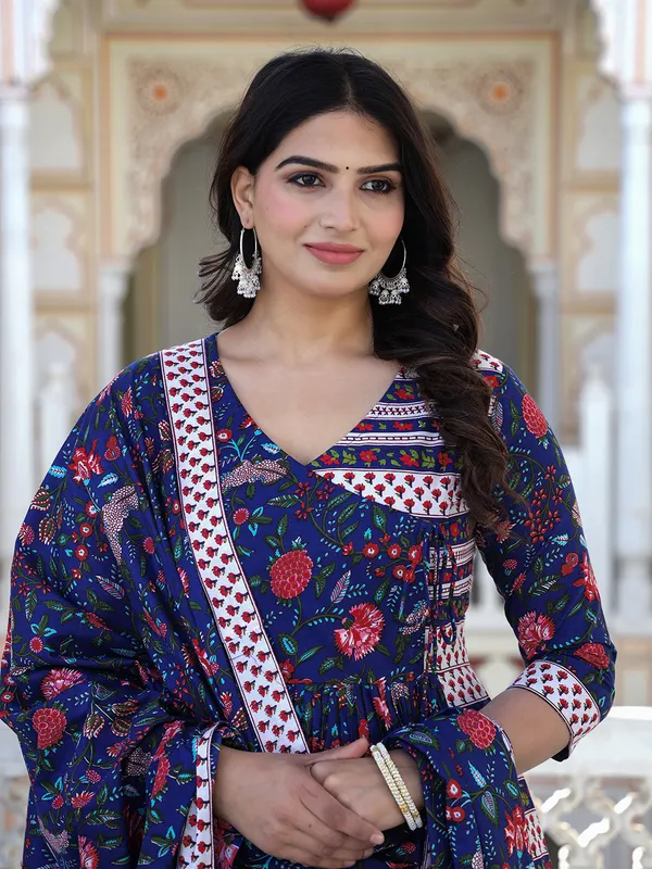 Navy_Blue_Floral_Printed_Regular_Phulkari_Pure_Cotton_Kurta_With_Palazzos_&_With_Dupatta_For_Women