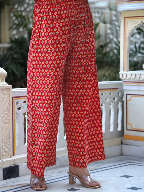 Red_Floral_Printed_Regular_Phulkari_Pure_Cotton_Kurta_With_Palazzos_&_With_Dupatta_For_Women