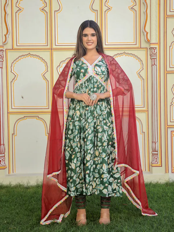 Green_Floral_Printed_Pure_Cotton_Kantha_Work_Kurta_With_Trousers_&_Dupatta_For_Women