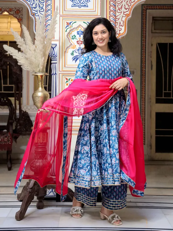 Blue_Floral_Printed_Regular_Kantha_Work_Pure_Cotton_Kurta_With_Trousers_&_Dupatta_For_Women