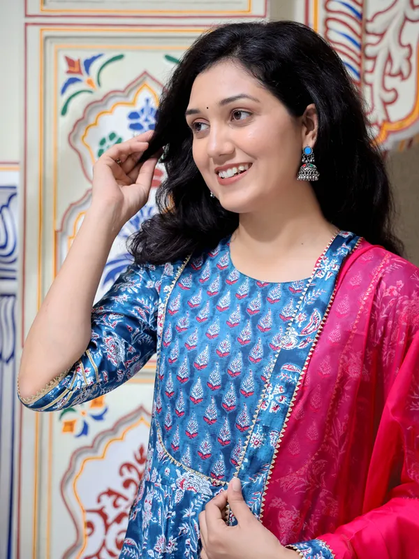 Blue_Floral_Printed_Regular_Kantha_Work_Pure_Cotton_Kurta_With_Trousers_&_Dupatta_For_Women