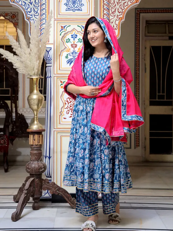 Blue_Floral_Printed_Regular_Kantha_Work_Pure_Cotton_Kurta_With_Trousers_&_Dupatta_For_Women