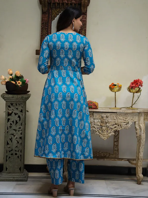 Turquoise_Blue_Printed_Panelled_Pure_Cotton_Anarkali_Kurta_With_Palazzos_&_Dupatta_For_Women