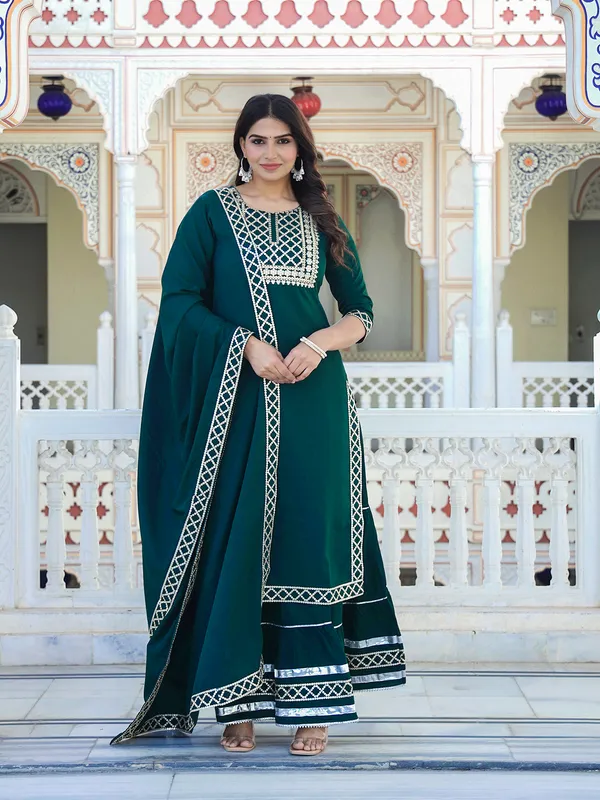 Green_Embroidered_Regular_Sequinned_Kurta_With_Skirt_&_With_Dupatta_For_Women