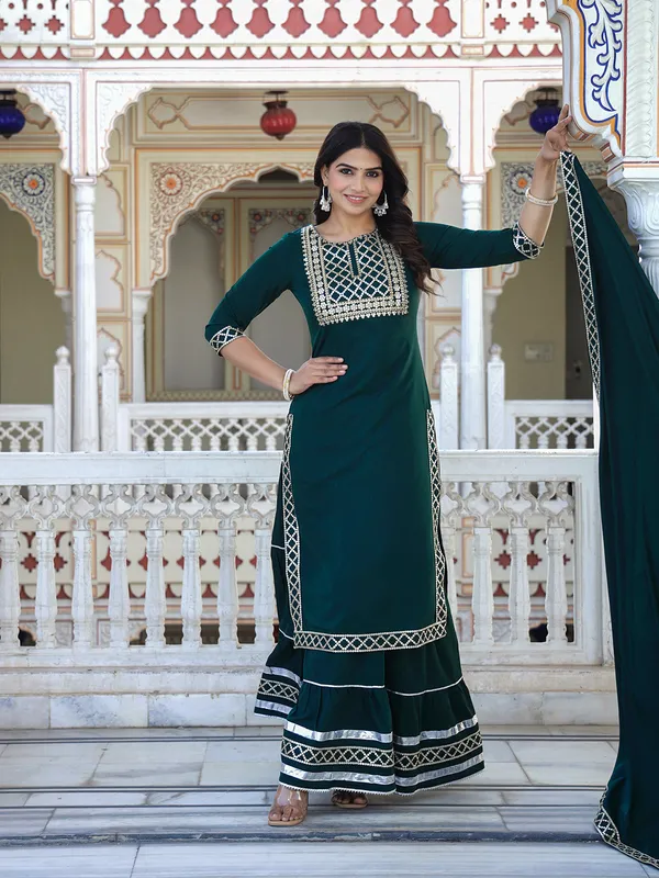 Green_Embroidered_Regular_Sequinned_Kurta_With_Skirt_&_With_Dupatta_For_Women