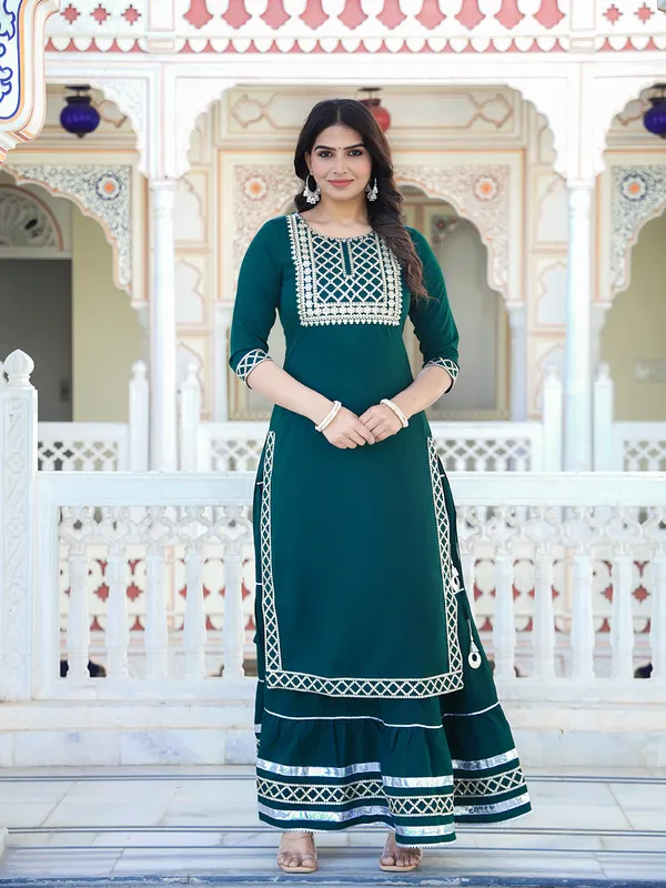 Green_Embroidered_Regular_Sequinned_Kurta_With_Skirt_&_With_Dupatta_For_Women