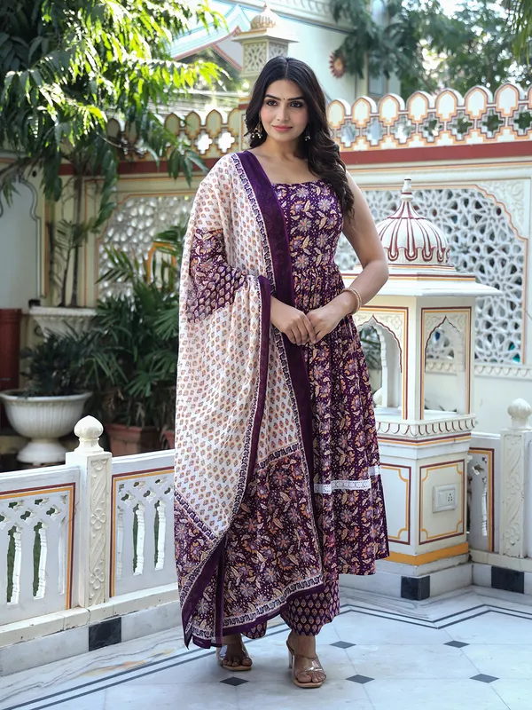 Purple_Floral_Printed_Regular_Phulkari_Pure_Cotton_Kurta_With_Palazzos_&_With_Dupatta_For_Women