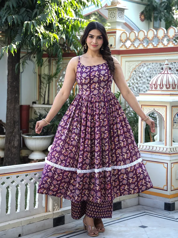Purple_Floral_Printed_Regular_Phulkari_Pure_Cotton_Kurta_With_Palazzos_&_With_Dupatta_For_Women