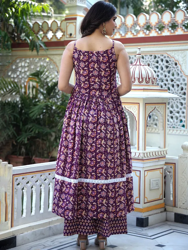 Purple_Floral_Printed_Regular_Phulkari_Pure_Cotton_Kurta_With_Palazzos_&_With_Dupatta_For_Women