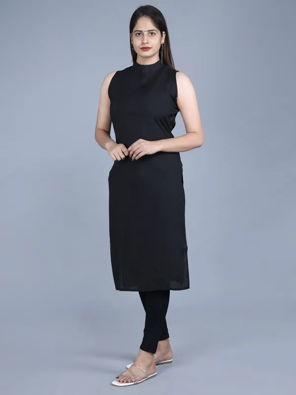 Black_Solid_Sleeveless_Kurta_with_Pant_Set