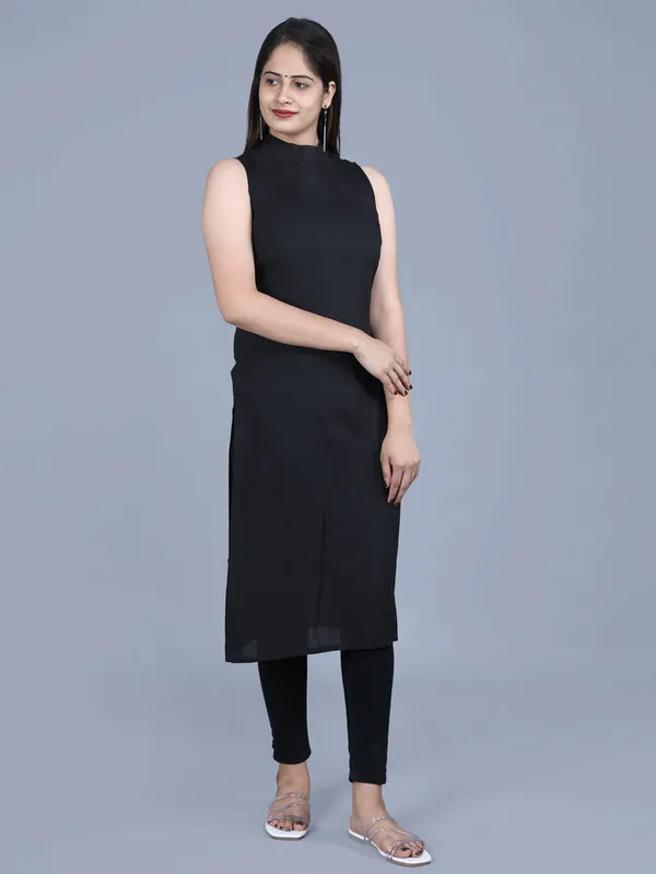 Black_Solid_Sleeveless_Kurta_with_Pant_Set